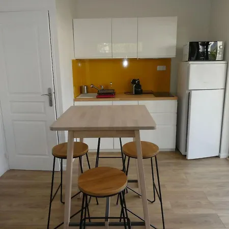 Holiday home Les Amarres, Maison Bois Avec Terrasse Proche